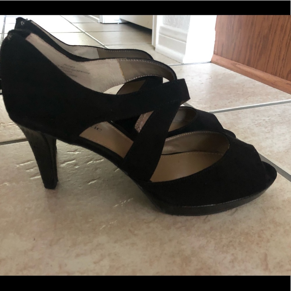 Kelly and Katie Formal sandal shoes